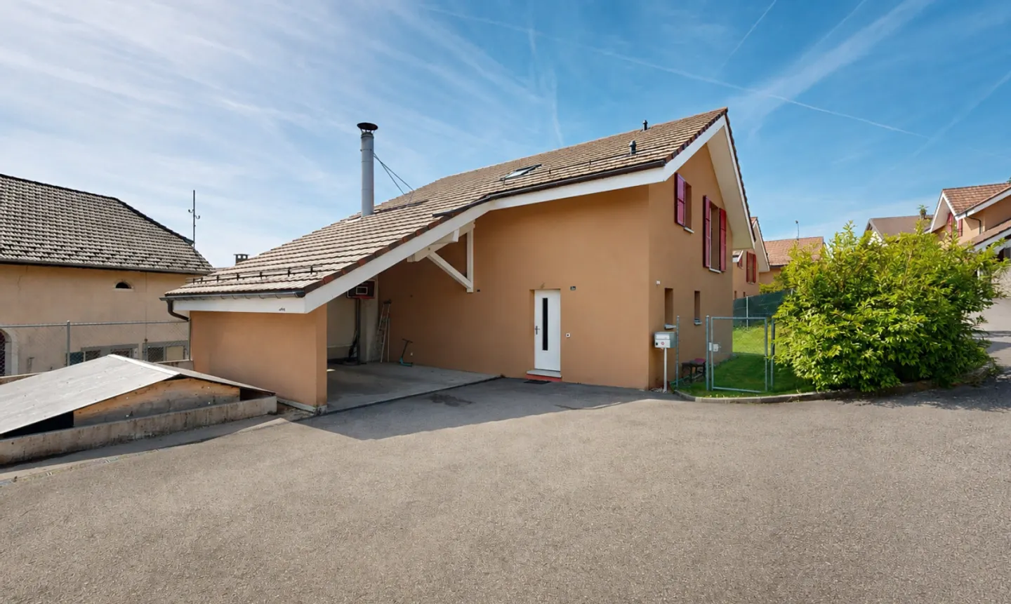Prête à habiter : villa individuelle de 5.5 pièces au calme - Foto 1 von 11