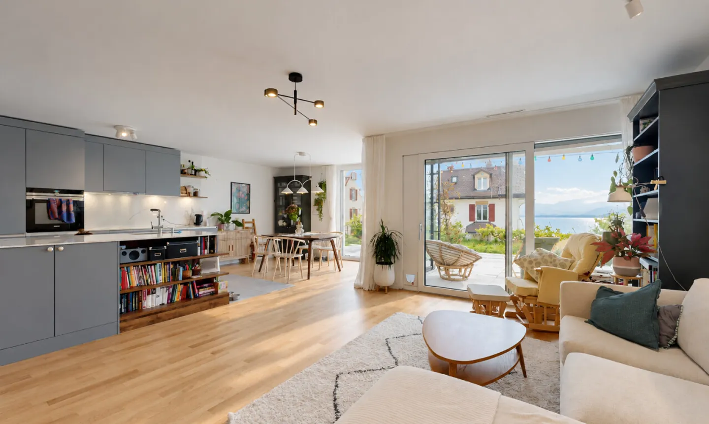 4.5 rooms of 2024 with garden, terrace and lake view - Photo 1 of 11