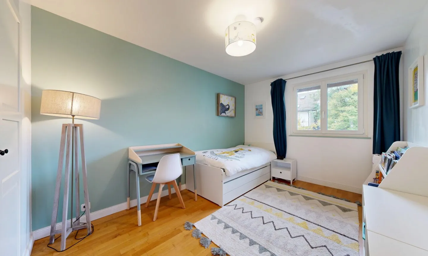 Maison Charmante avec Vue Lac - Photo 12 sur 13