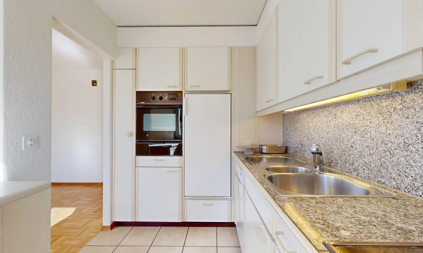 Charmante Wohnung in Biel - Foto 4 von 11