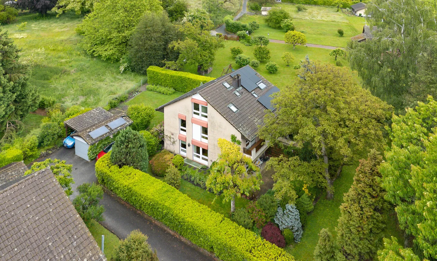 Semi-Detached House with Garden a Few Steps from the Lake - Photo 4 of 11