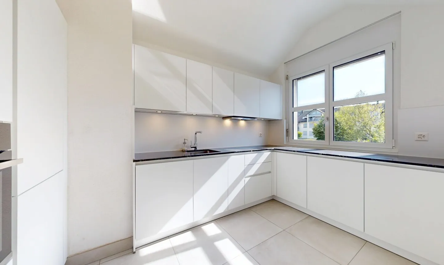 Appartement en penthouse lumineux de 3,5 pièces à Affoltern am Albis - Photo 5 sur 11