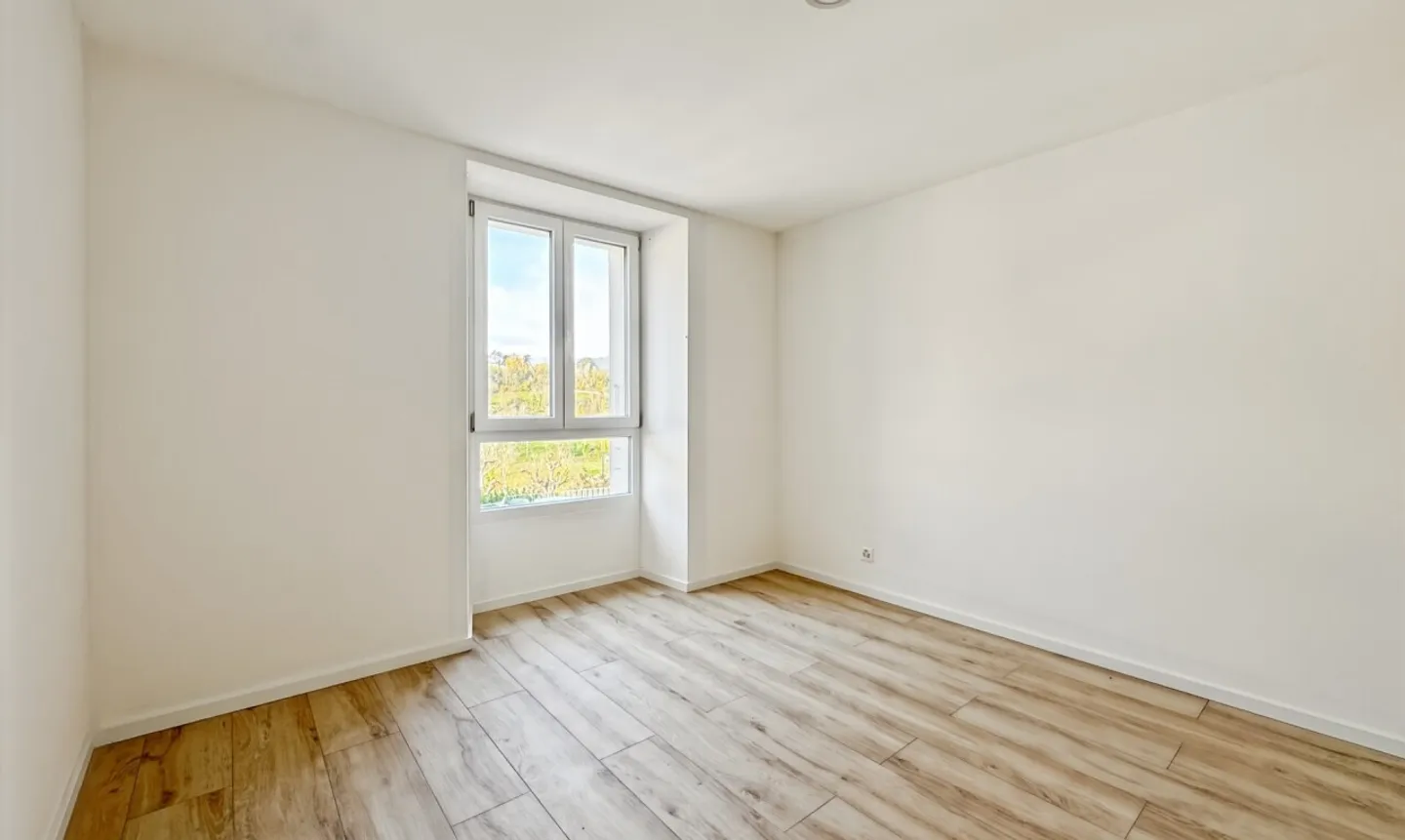 BUILDING IN ORBE (YIELD approx. 4.33%) - Photo 4 of 11