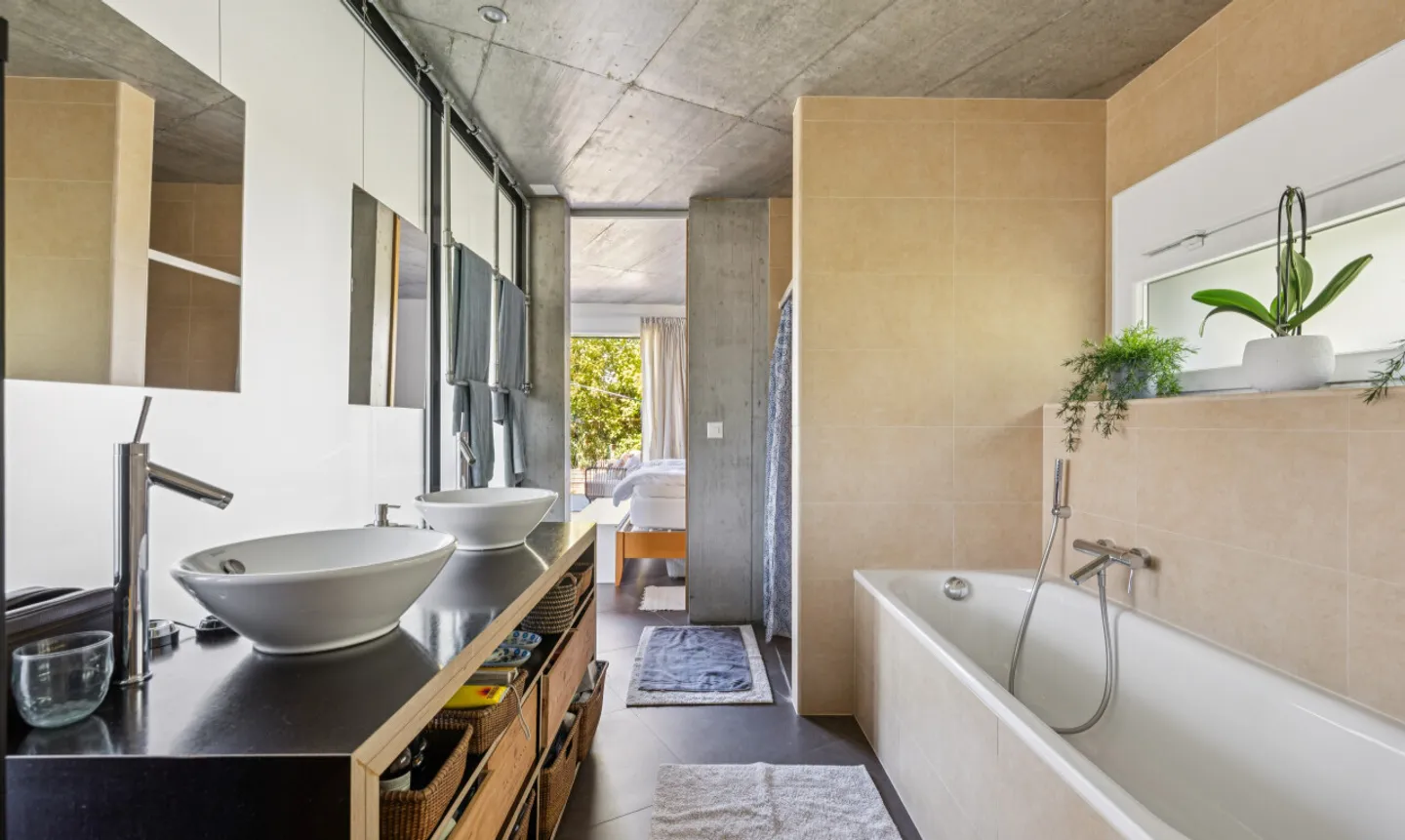 Contemporary villa with independent studio at the gates of Lausanne - Photo 9 of 13