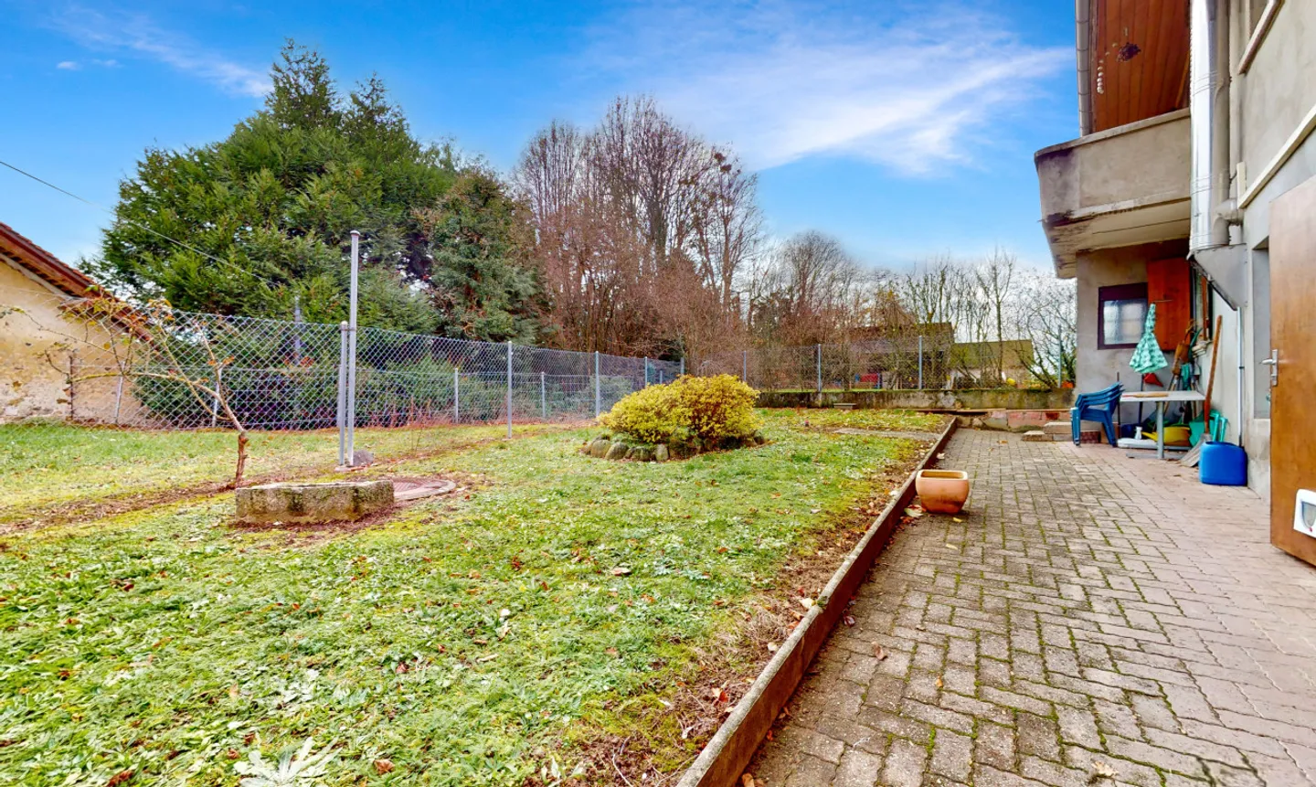 Charmantes Haus mit Gewerbefläche - Foto 12 von 13