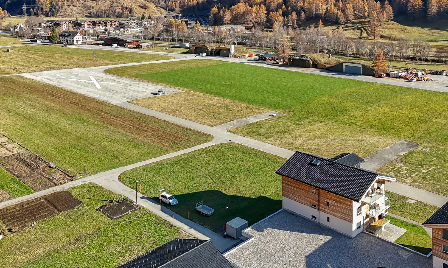 Baugrundstück mit großem Potenzial - Foto 7 von 13