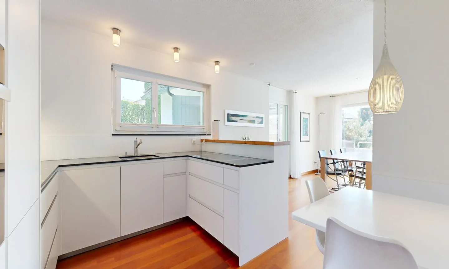 Attraktives 5.5-Zimmer-Doppeleinfamilienhaus - Photo 5 of 11