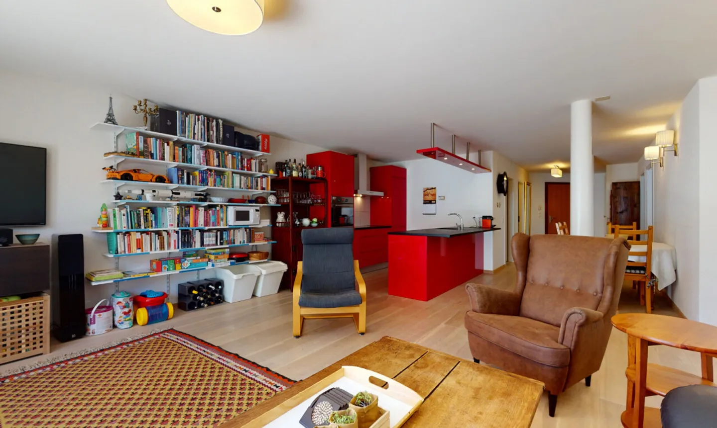 Bright family apartment with terrace in the heart of Epalinges - Photo 5 of 11