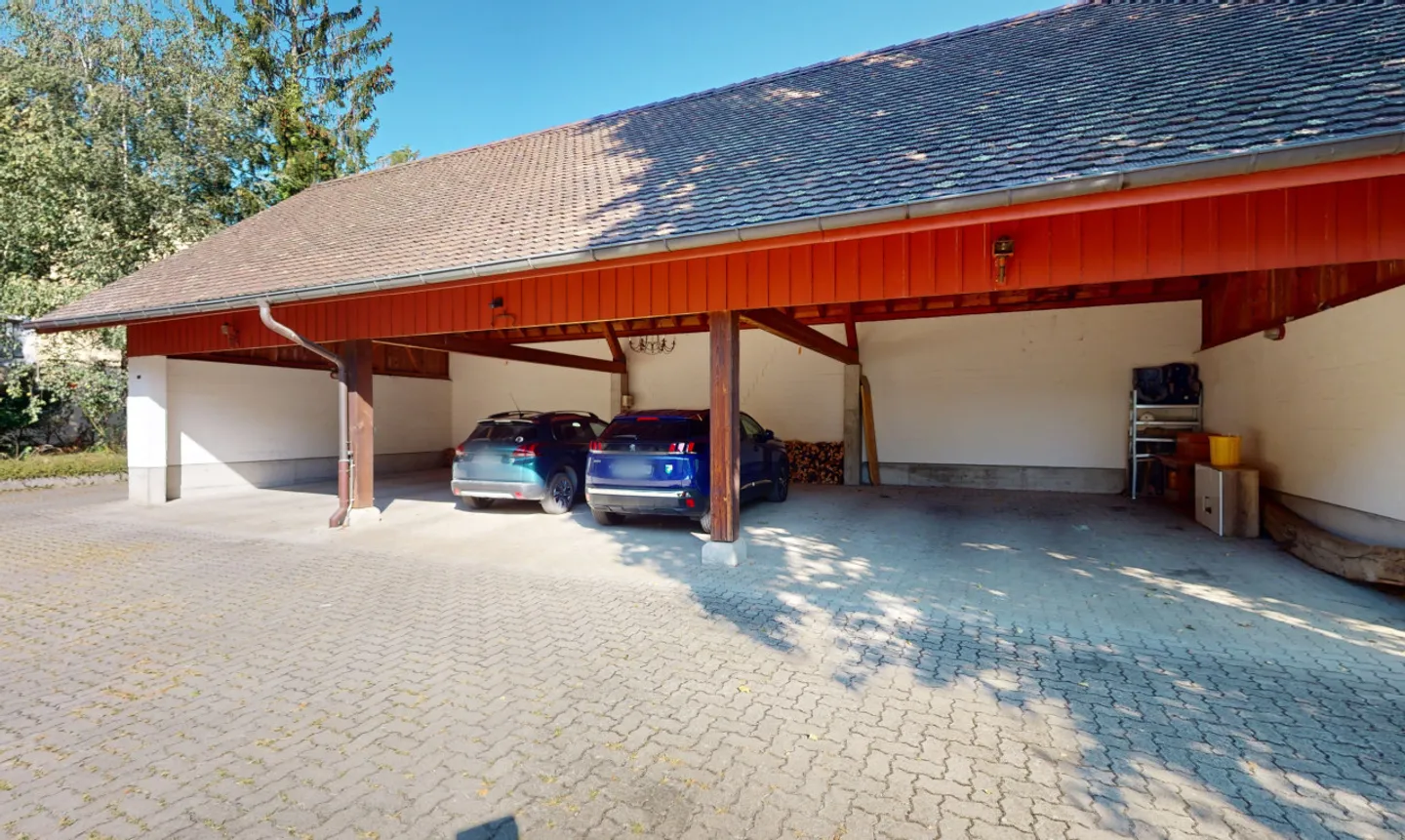 Duplex with garden, huge cellar and 2 covered parking spaces - Photo 10 of 11