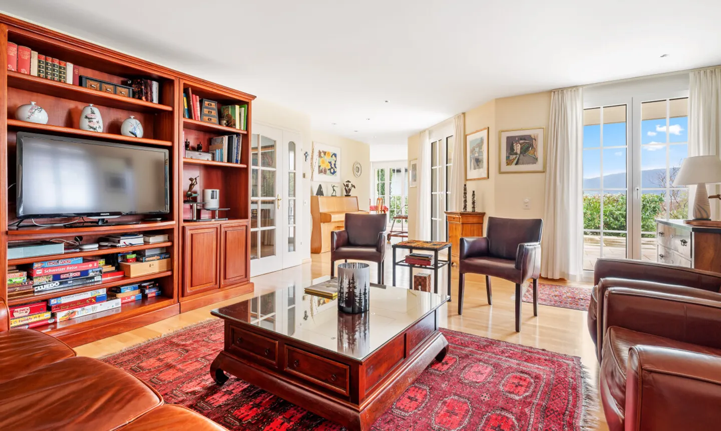 Lusso e charme uniti - Proprietà da sogno a Oberwil - Foto 5 di 11