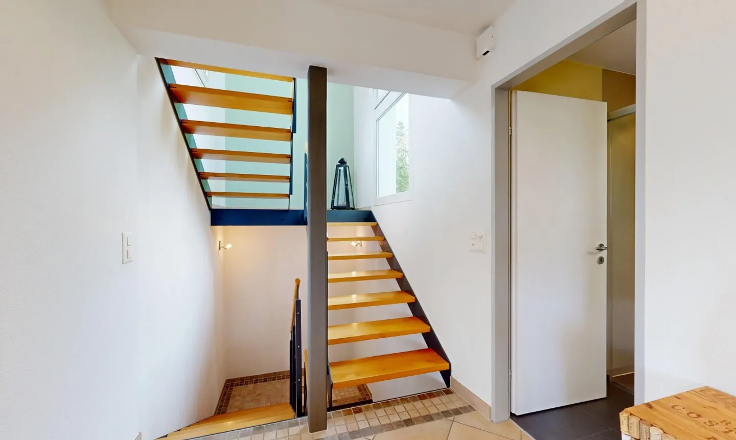 Luxuriöses Einfamilienhaus mit Aussicht - Foto 9 von 13