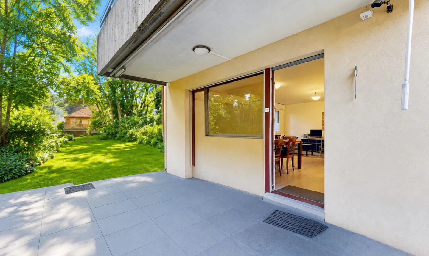 Oasis of Tranquility - Exclusive 3.5-Room Apartment and Additional Media Atelier - Photo 1 of 11