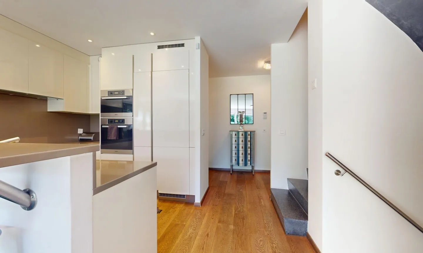 Charmantes Reihenhaus mit Garten - Foto 8 von 13