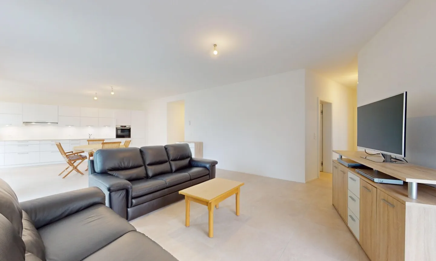 Appartement Élégant avec Jardin Privé - Photo 7 sur 11