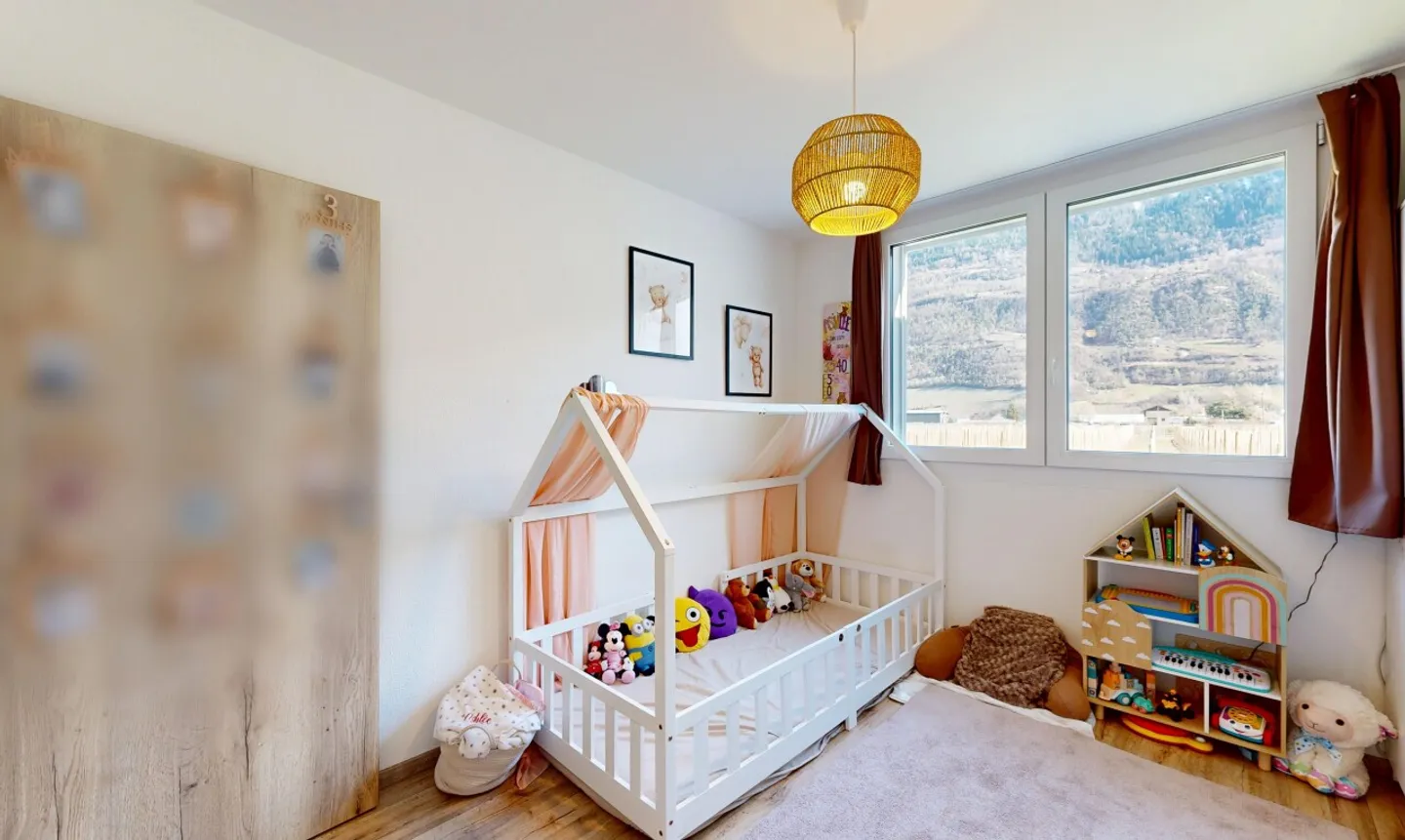 Maison mitoyenne d’exception en bout de rangée - Photo 8 sur 11