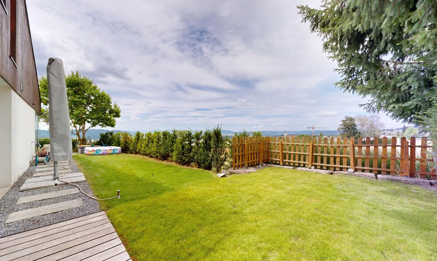 Appartement exclusif de 5,5 pièces en position élevée avec vue dégagée - Photo 10 sur 11