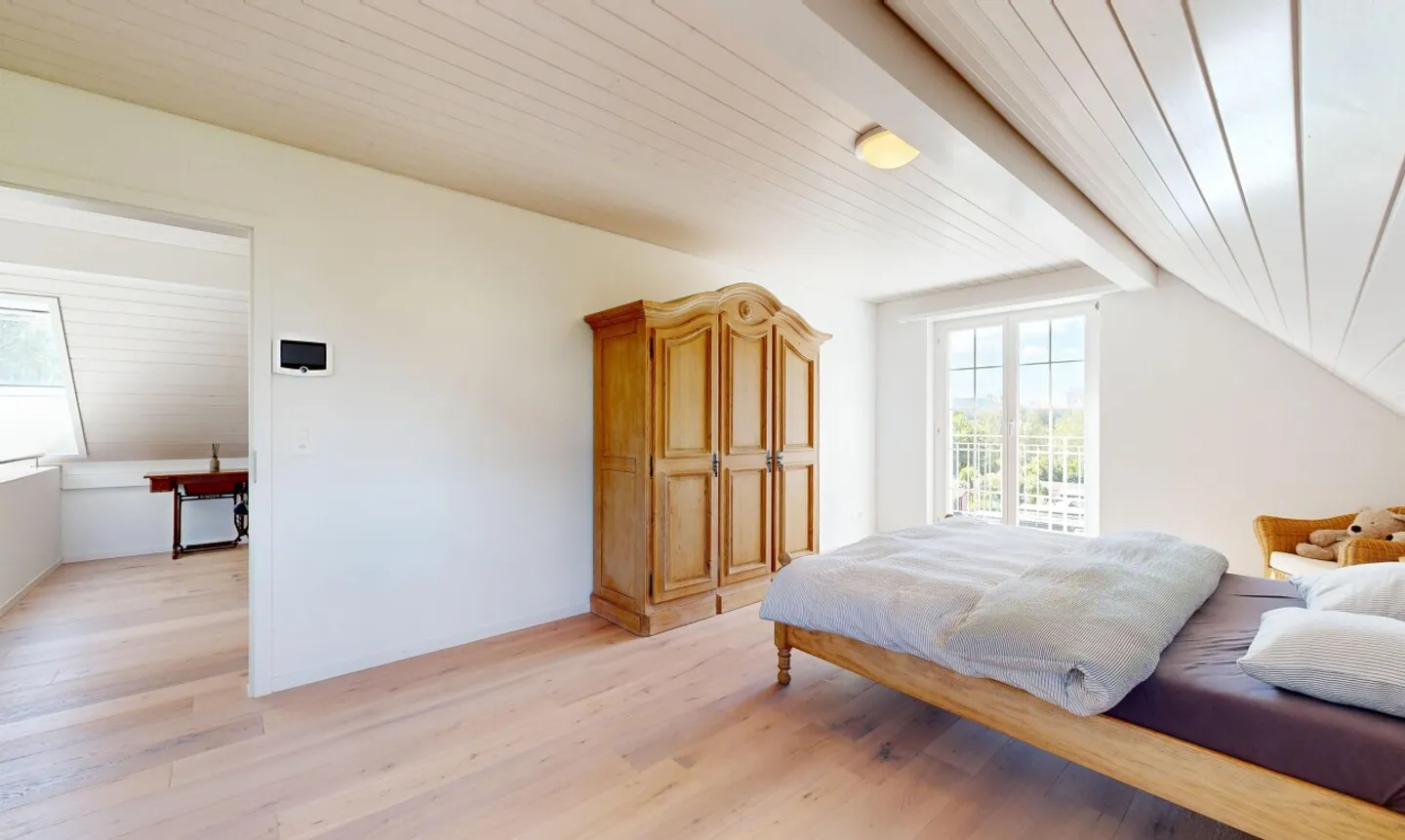 Attractive 5.5-room single-family house with unobstructed views - Photo 8 of 13