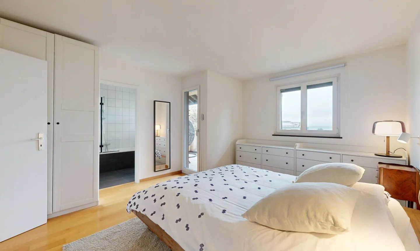 Maison Charmante avec Vue Lac - Photo 10 sur 13