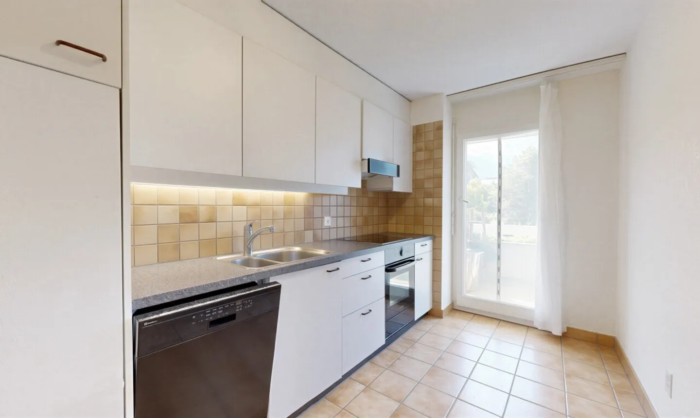 3,5-Zimmer-Wohnung mit Balkon – Mietinvestition, Chernex - Foto 5 von 11