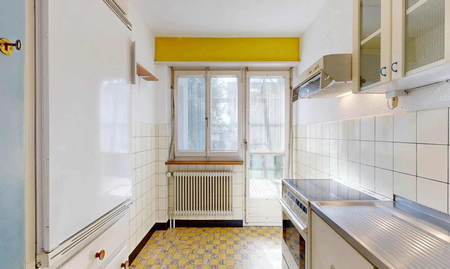 Charming 7.5-room house on a large plot with a lot of potential - Photo 7 of 11