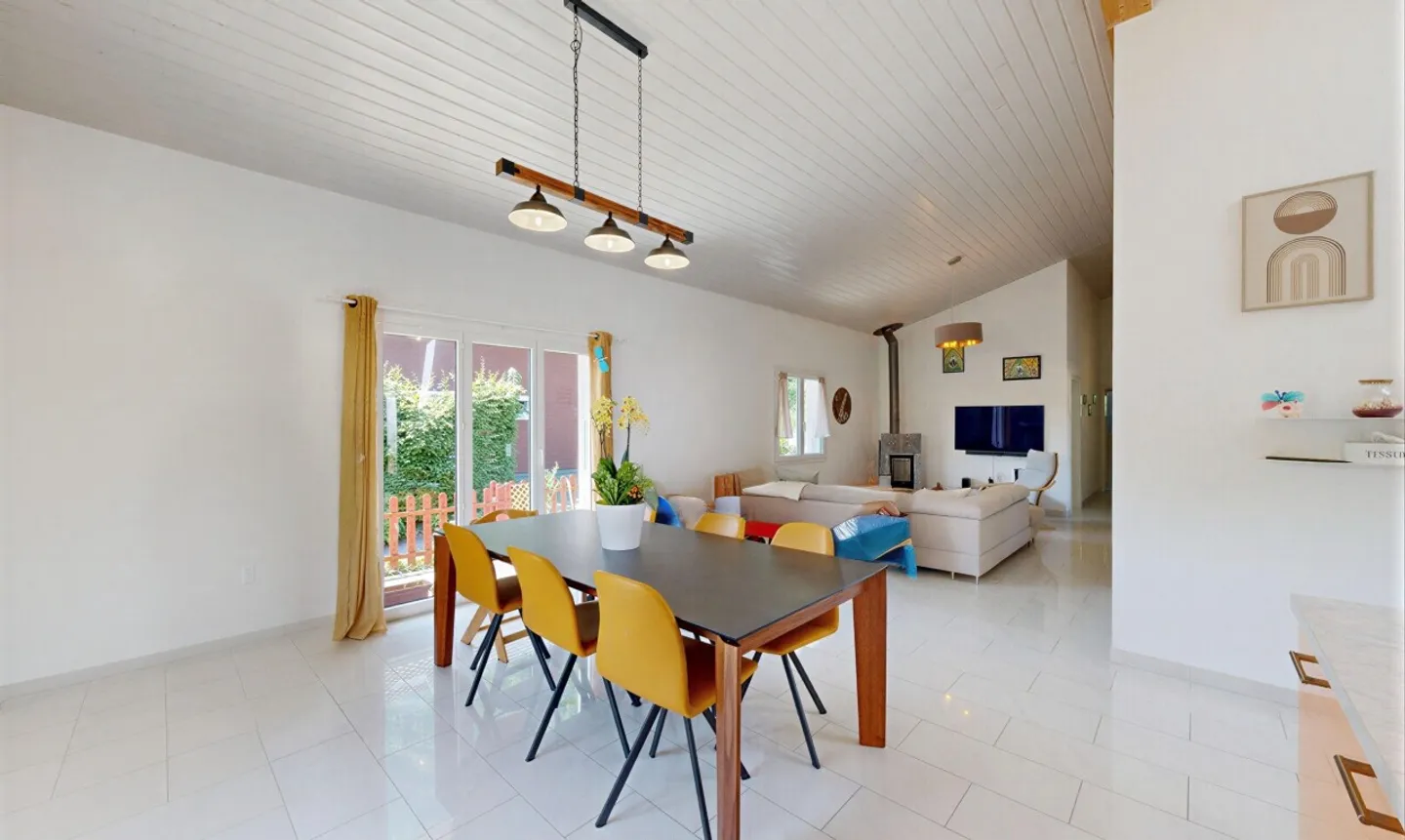 Single-storey house with garden: your haven of peace in Vouvry - Photo 4 of 11