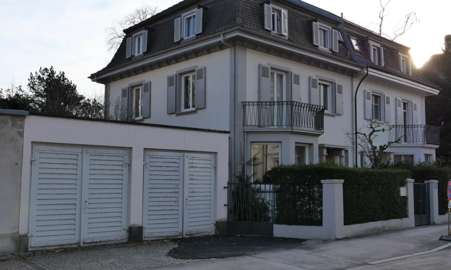 Incantevole appartamento maisonette di 4,5 stanze con giardino privato - Foto 2 di 13