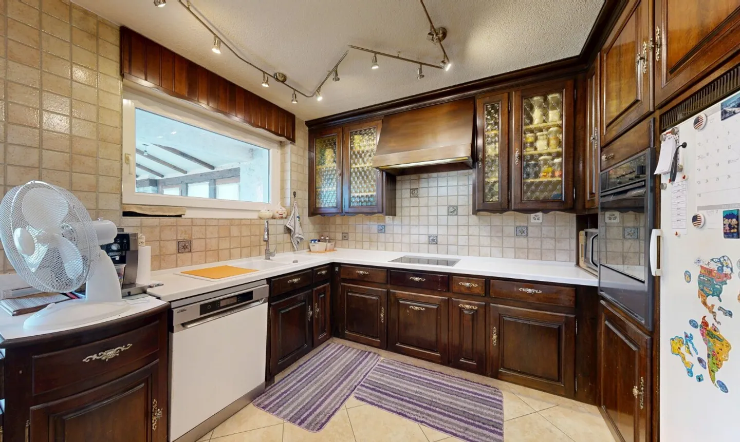 Luxury Villa with Panoramic Views - Photo 5 of 11