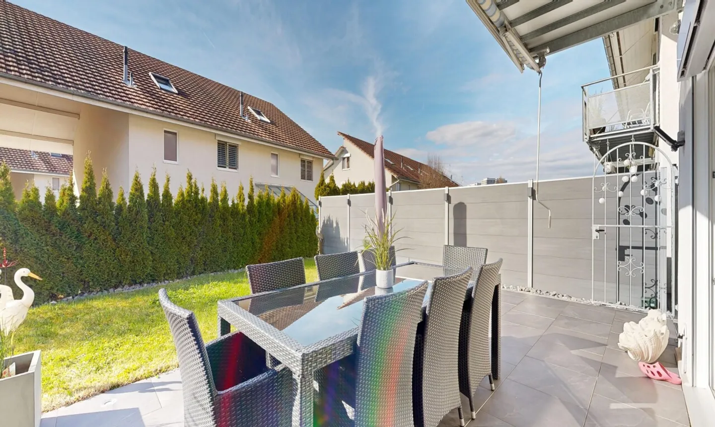 Charmante Doppelhaushälfte mit Garten und viel Raum für Familie - Photo 5 sur 11