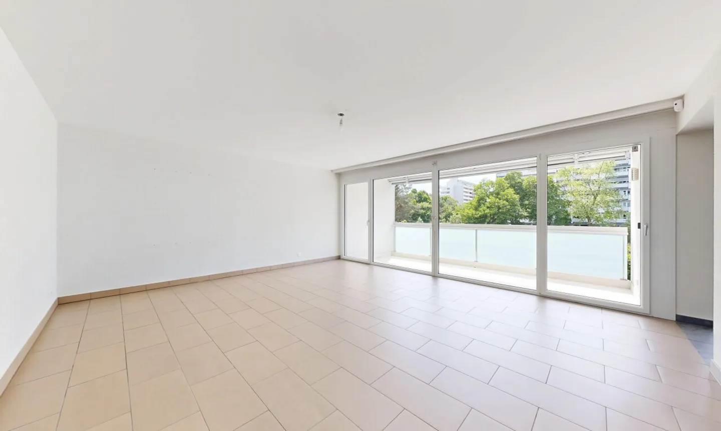 Appartement spacieux en zone verte - Photo 3 sur 11
