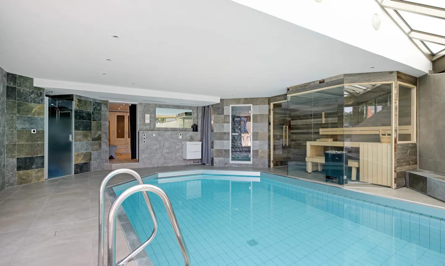 Élégante villa avec véritable spa privatif près de Lausanne - Foto 10 di 11