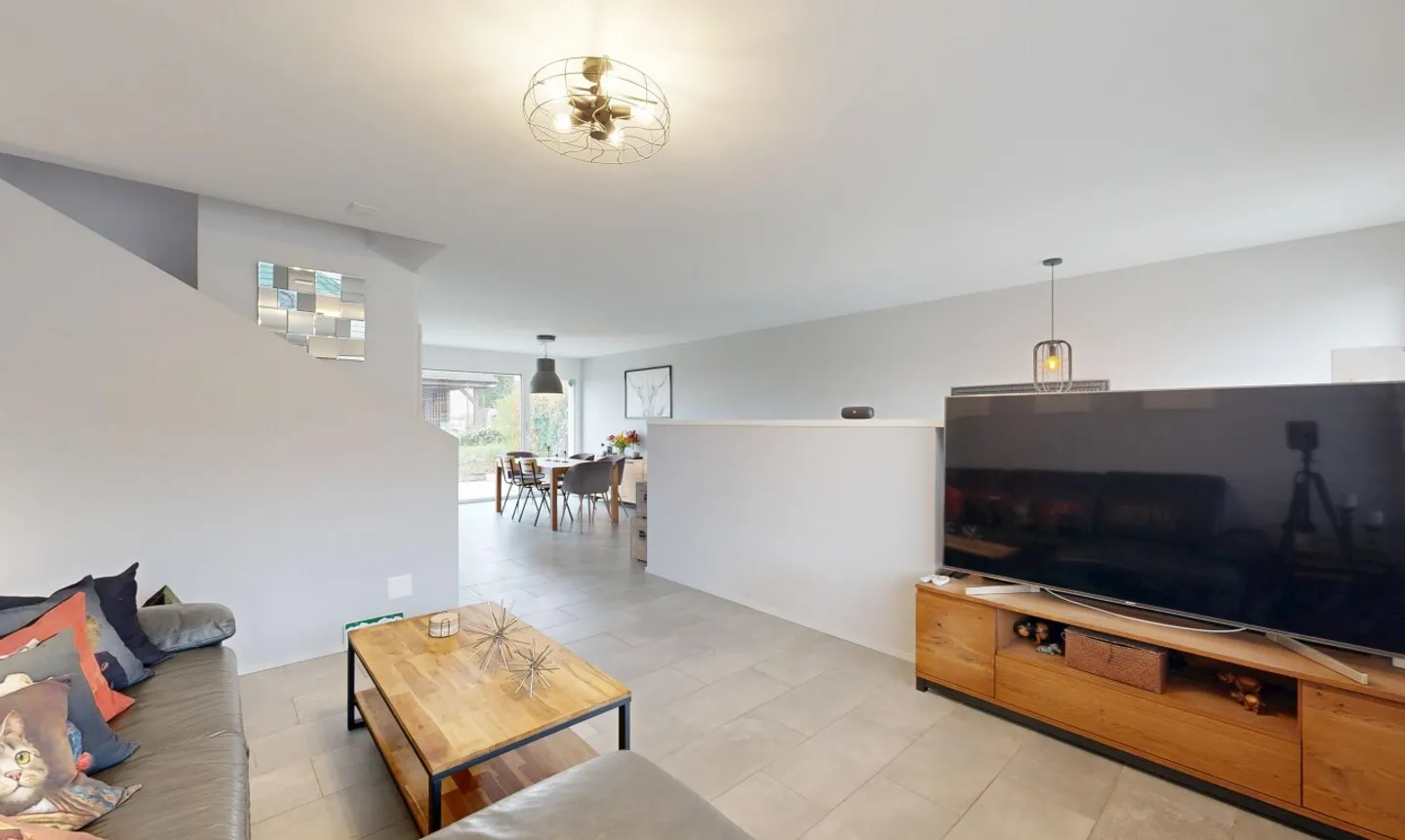 Reihenhaus mit privatem Garten und Blick auf den See! - Foto 7 von 11