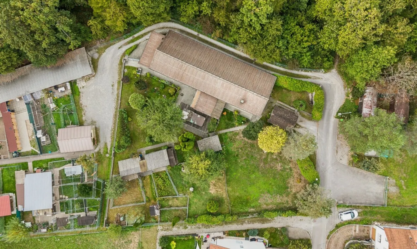 Geräumiges Einfamilienhaus mit Potenzial - Foto 2 von 11