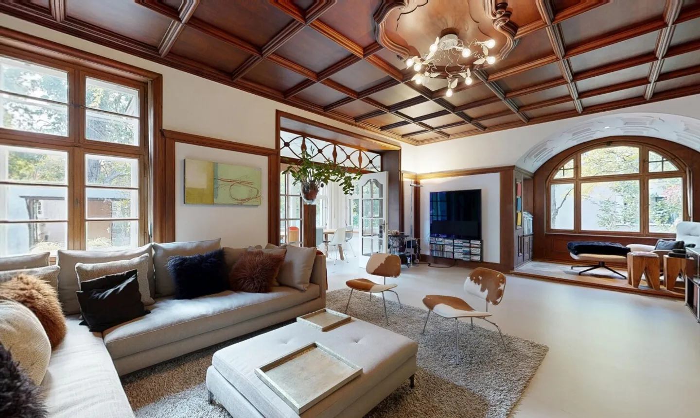 Ampio appartamento di 6 stanze con fascino storico (in diritto di costruzione) - Foto 2 di 13