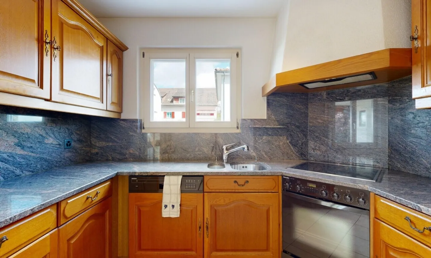 Casa unifamiliare di 5,5 stanze a Windisch - Foto 4 di 11