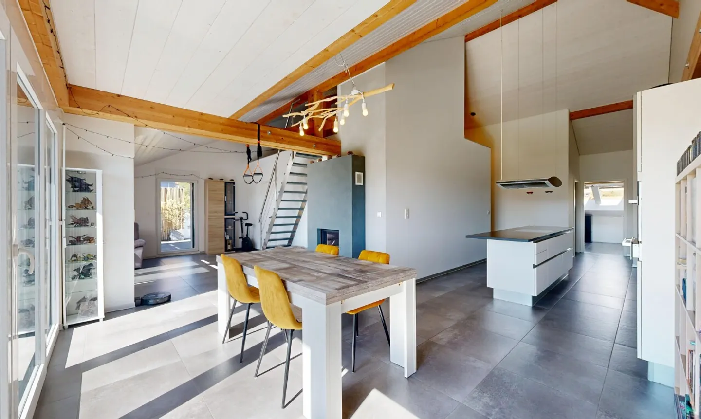 4,5 Zimmer im obersten Stock mit 73 m² Balkonen - Foto 1 von 11