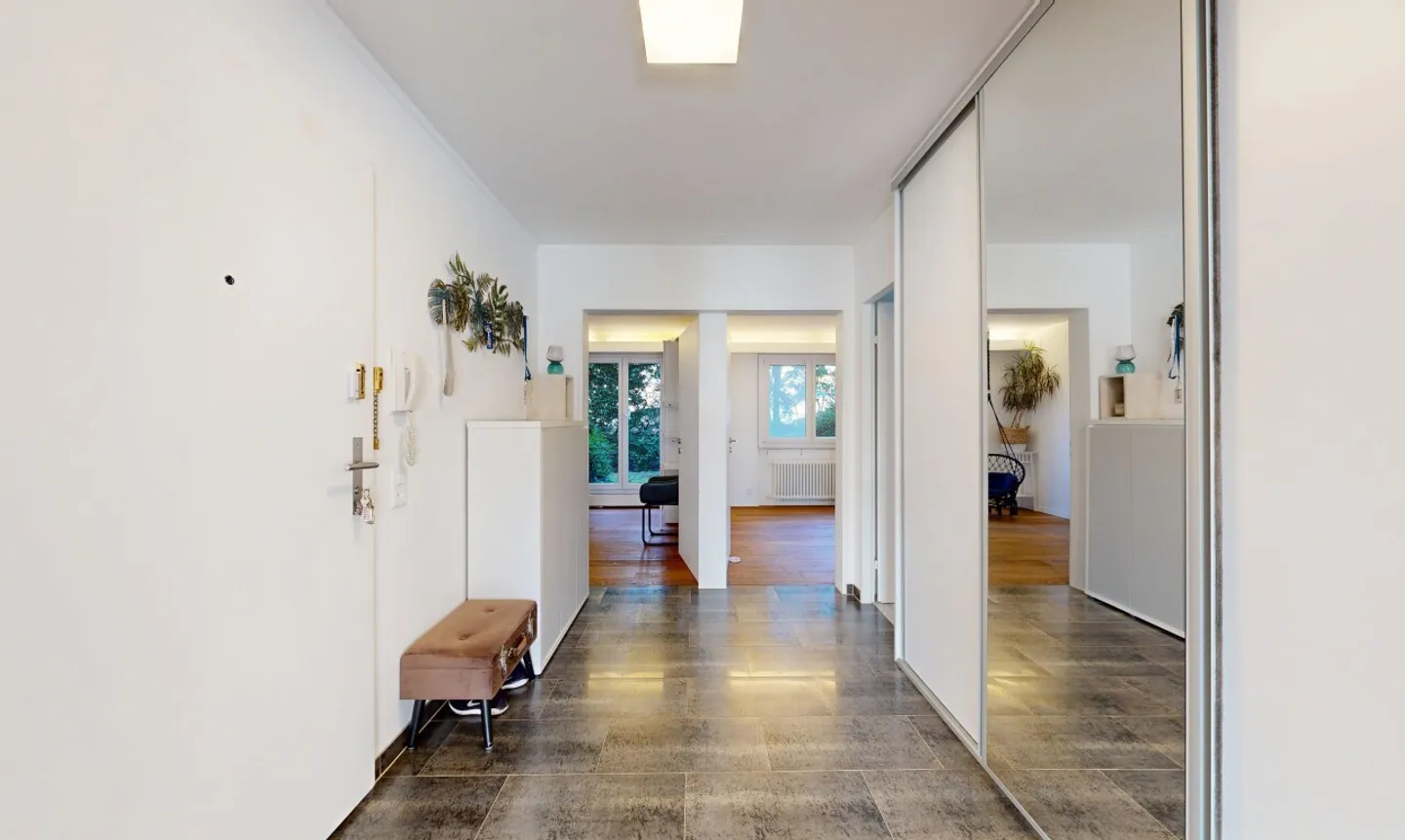 Comfort abitativo a Oberwil: Appartamento ristrutturato di 3,5 locali - Foto 4 di 11