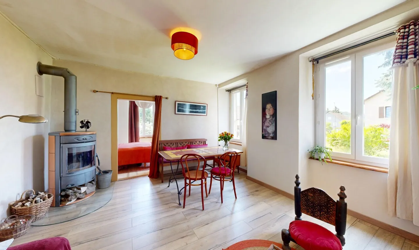 Maison familiale avec jardin - Photo 9 sur 13