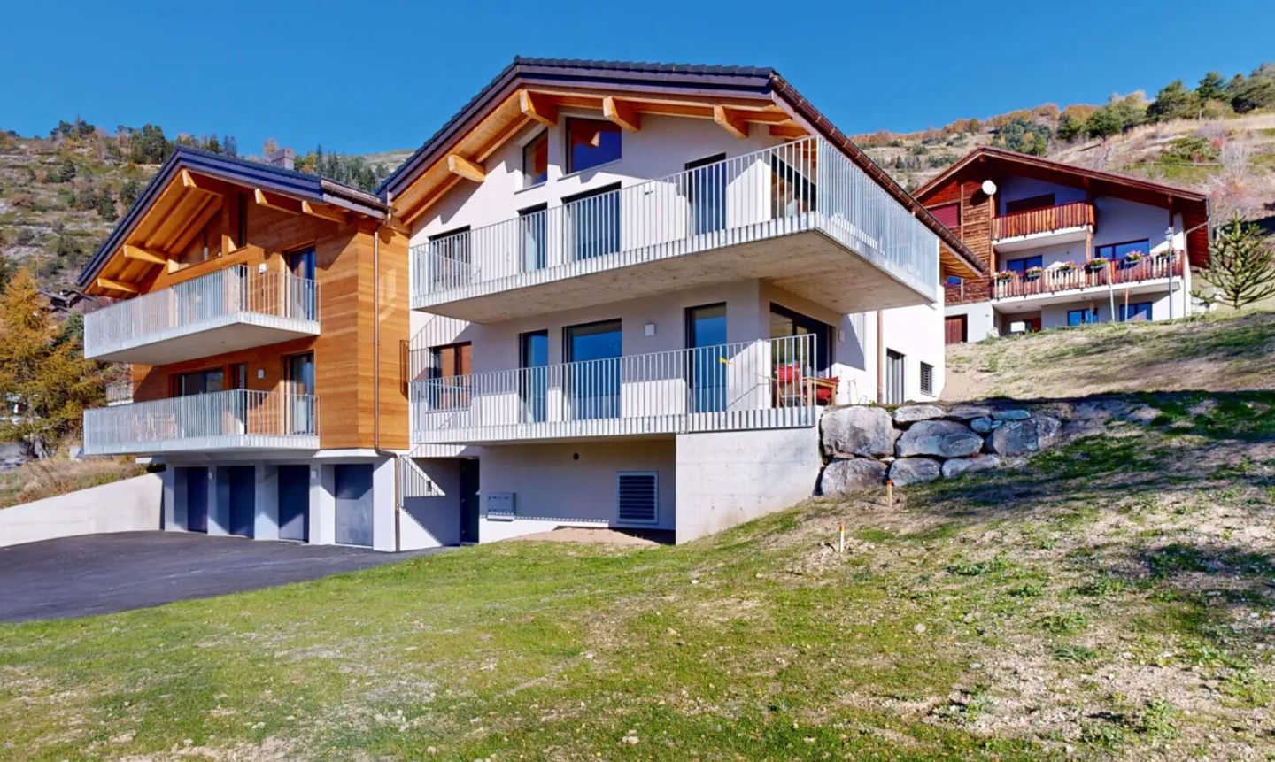 New Apartment with Panoramic View, 5 Minutes from Leuk - Photo 1 of 13