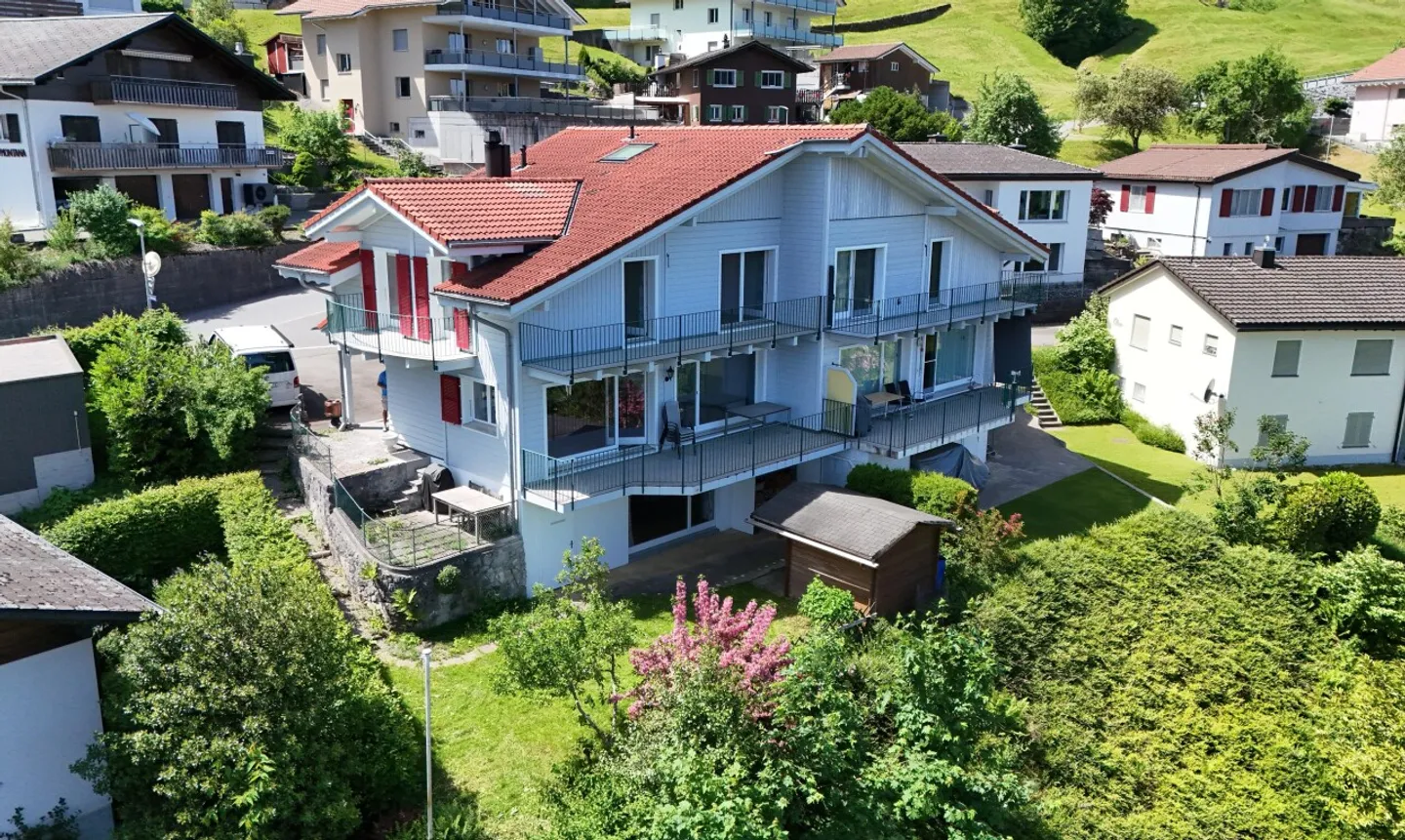Vivere con un panorama. La tua casa sopra il lago di Lucerna - Foto 3 di 11