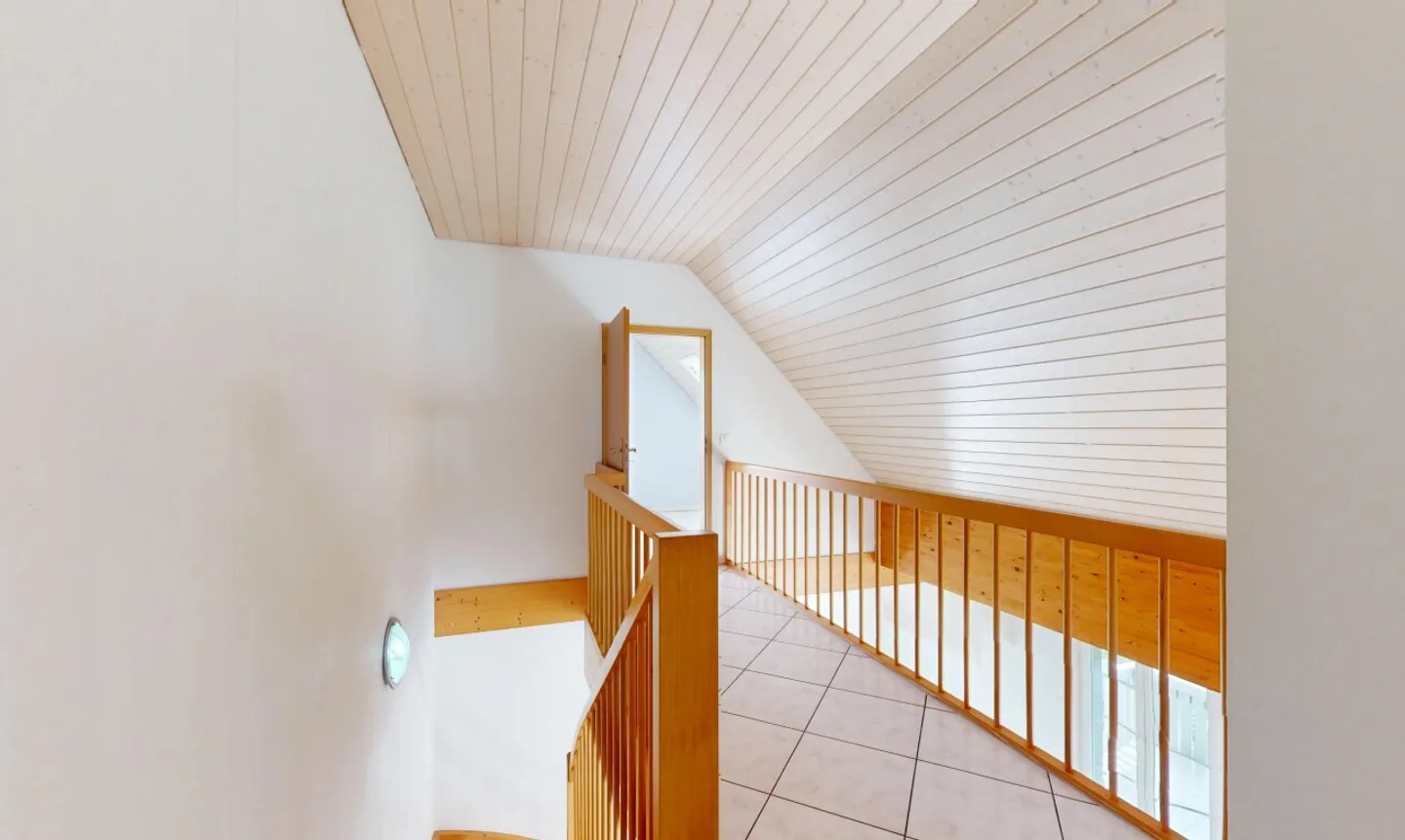 Helles Maisonette-Apartment - Foto 7 von 11