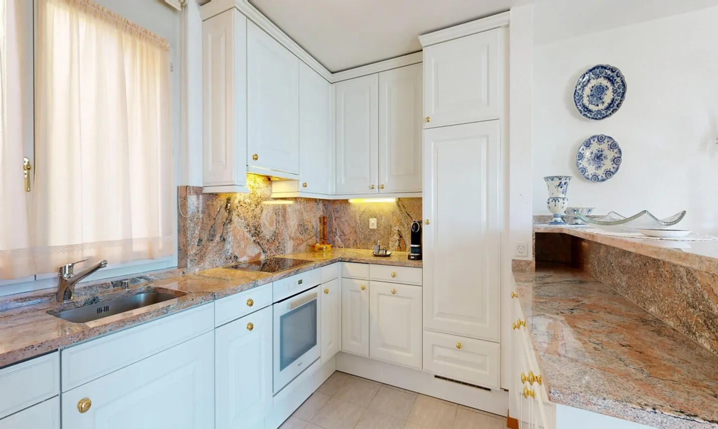 Magnifique villa mitoyenne avec vue sur le lac - Foto 8 von 11