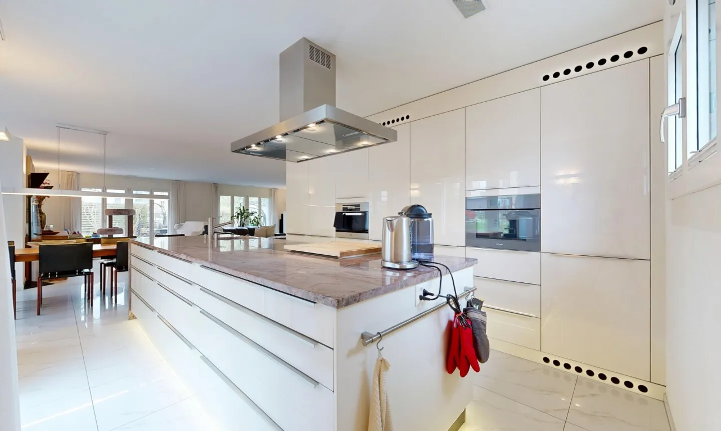 Maison de ville moderne de 5,5 pièces avec jardin à Aristau - Photo 3 sur 13