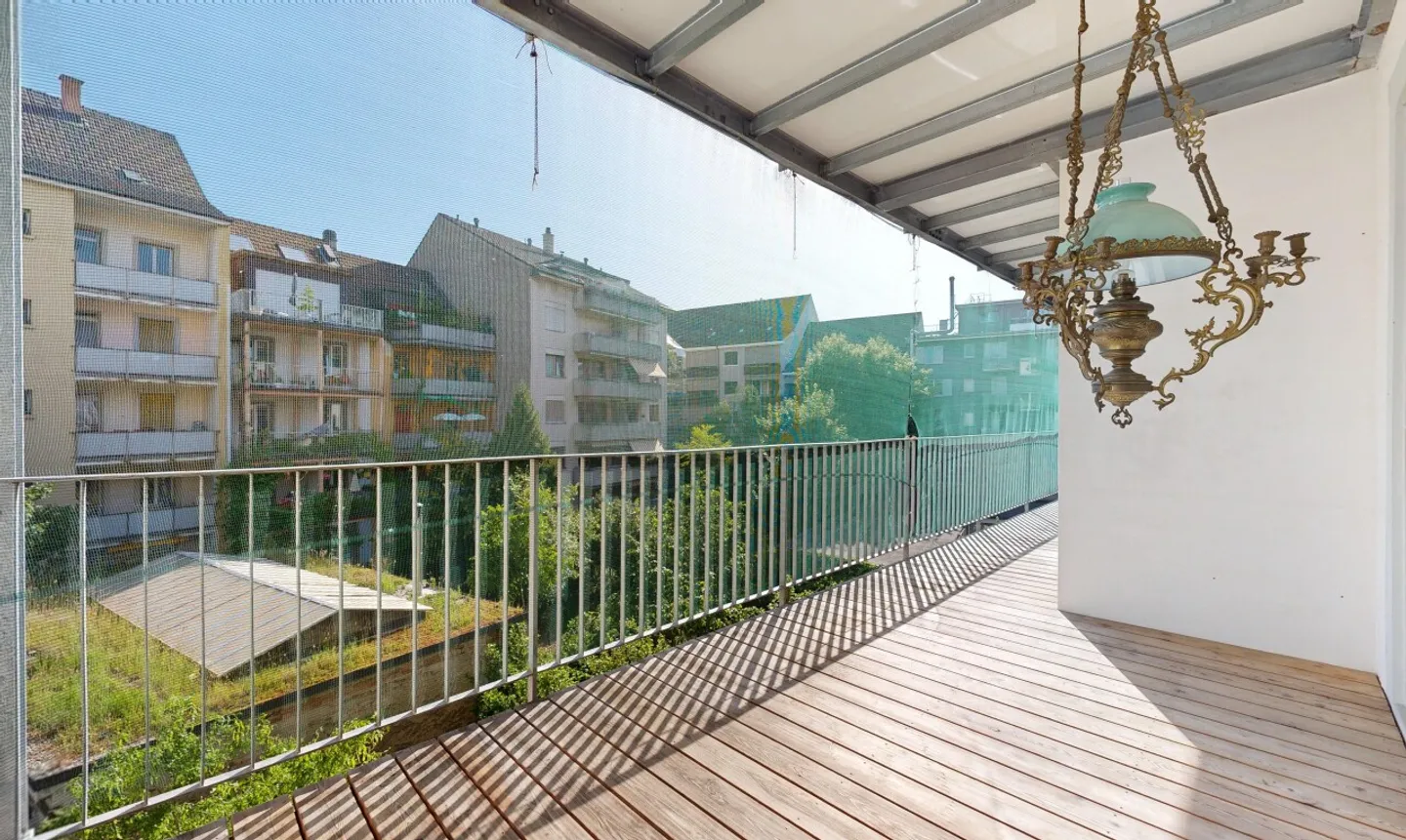 Loft urbain avec deux balcons - Photo 7 sur 11