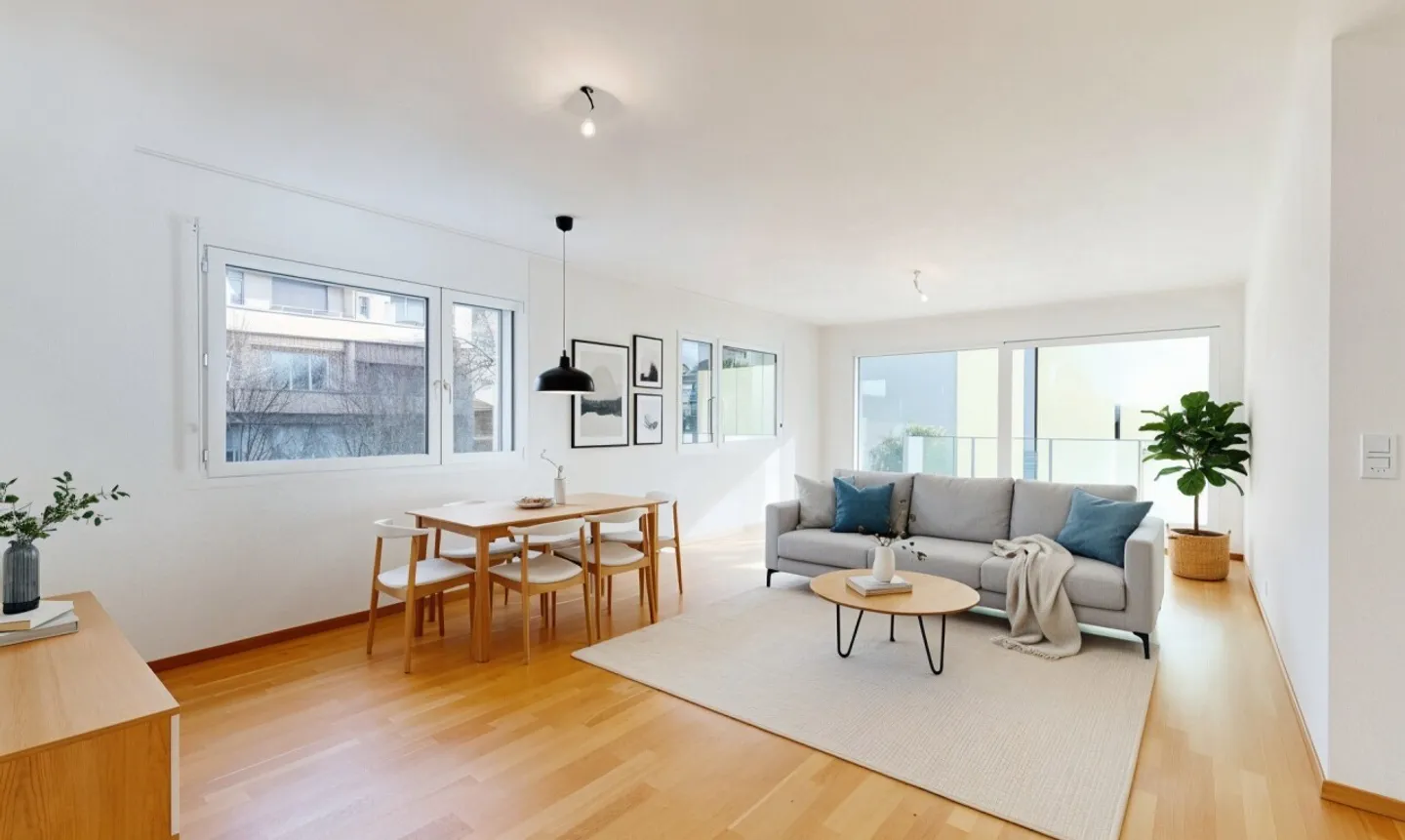 Large 4.5-room apartment in a peaceful neighborhood of Chailly - Photo 1 of 11