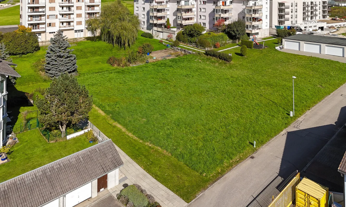 Terreno ideale per edificio in affitto - permesso di costruzione in vigore - Foto 1 di 11