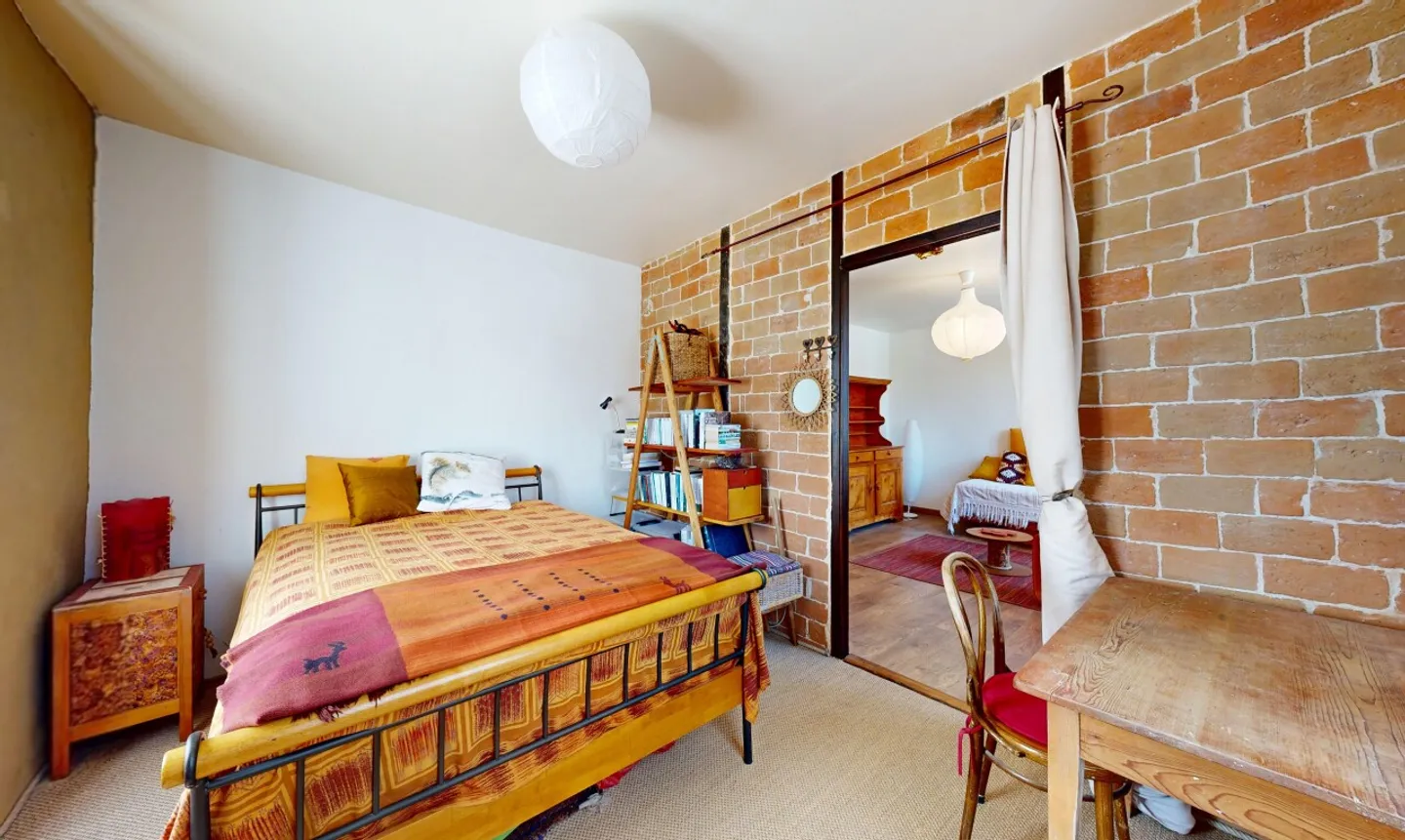 Maison familiale avec jardin - Photo 4 sur 13