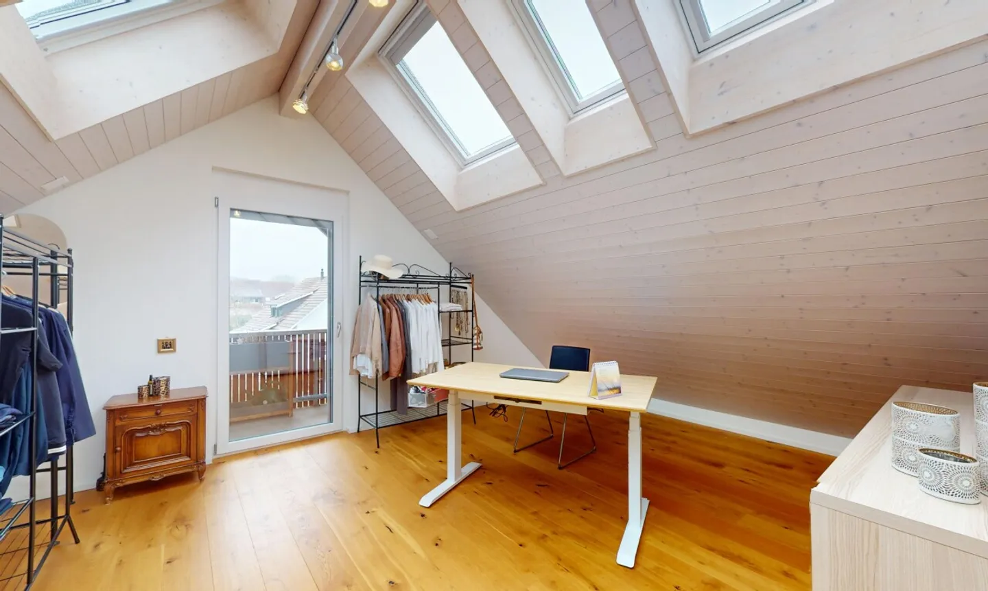 13 Minutes from Winterthur - Living on Two Floors - Photo 7 of 13