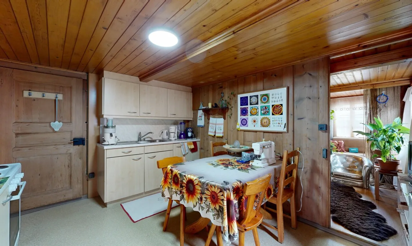 Esclusivo: Grande Chalet per Uso Misto all'Ingresso del Villaggio - Foto 5 di 11