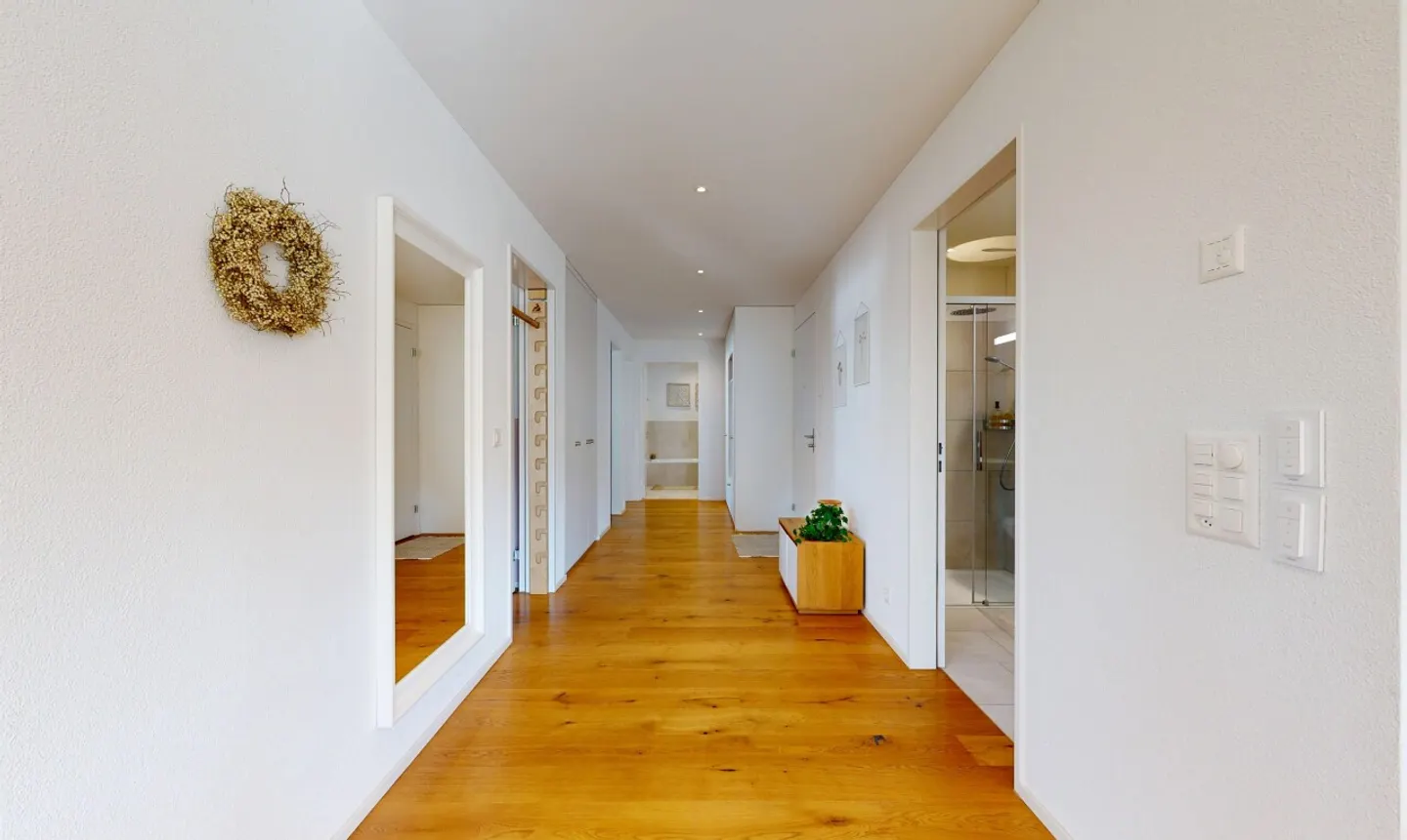 Spacious living with plenty of light and a wonderful view of greenery - Photo 8 of 11