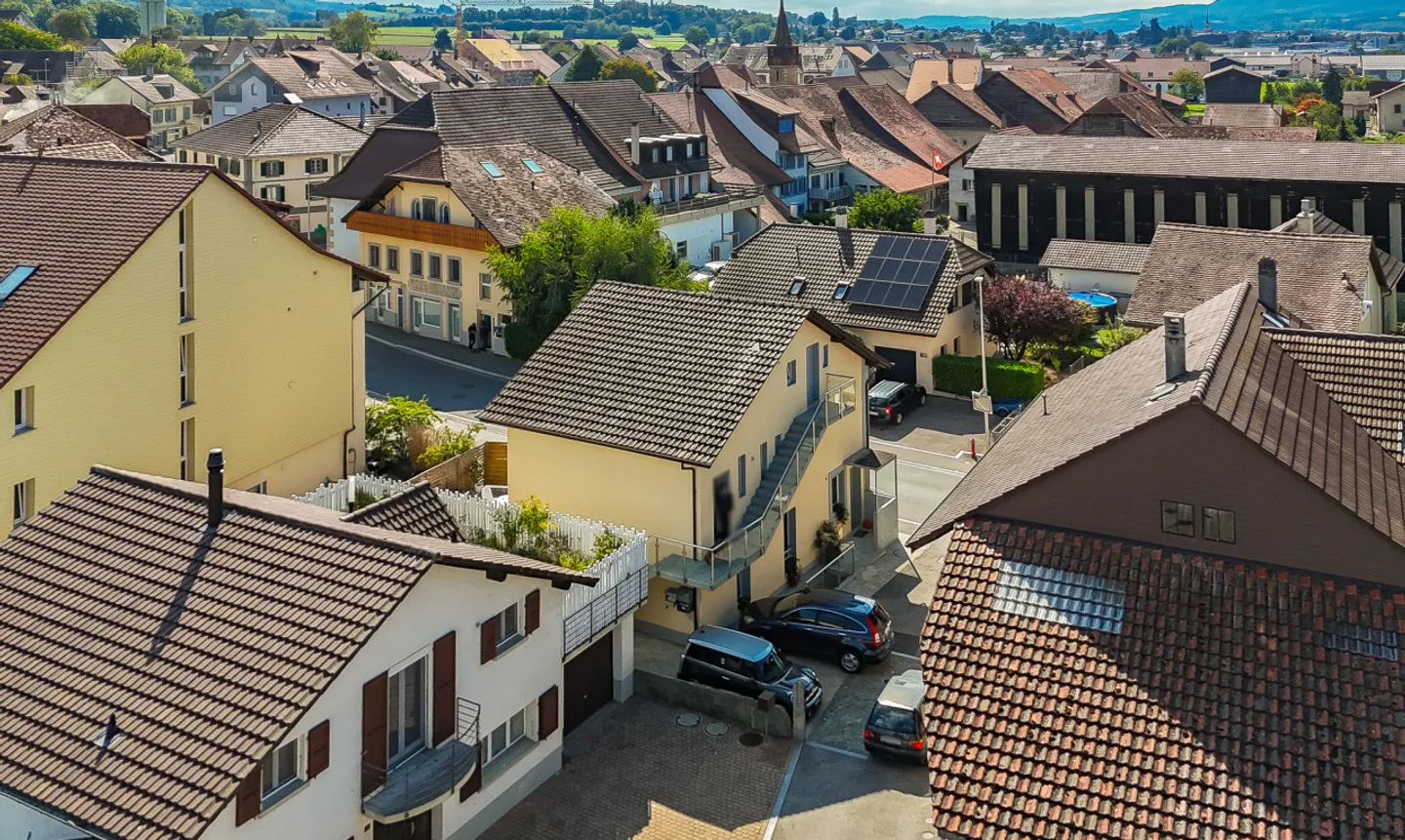 Edificio in affitto con 3 appartamenti affittati! - Foto 8 di 13